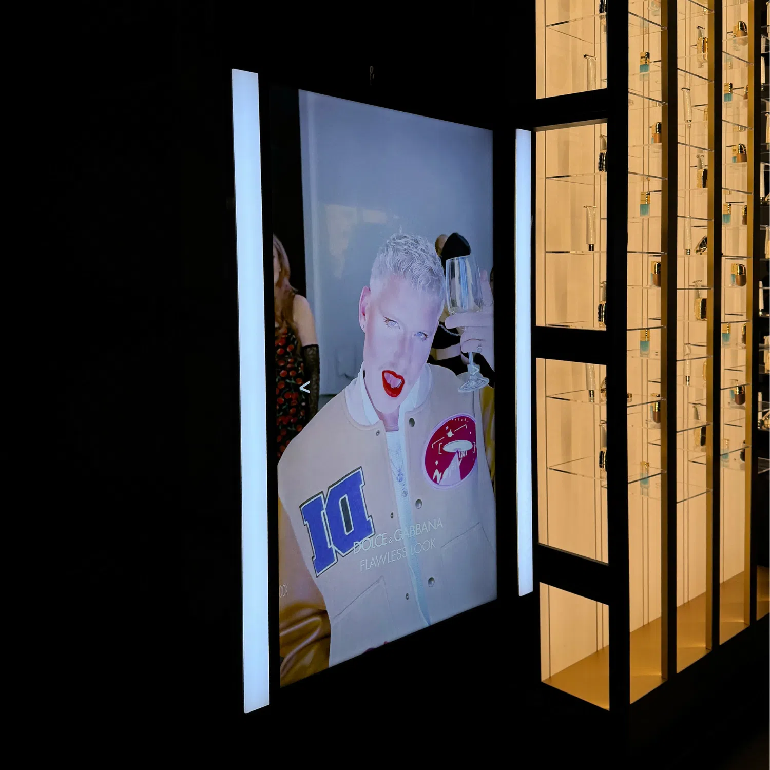 Dolce & Gabbana AR Mirror