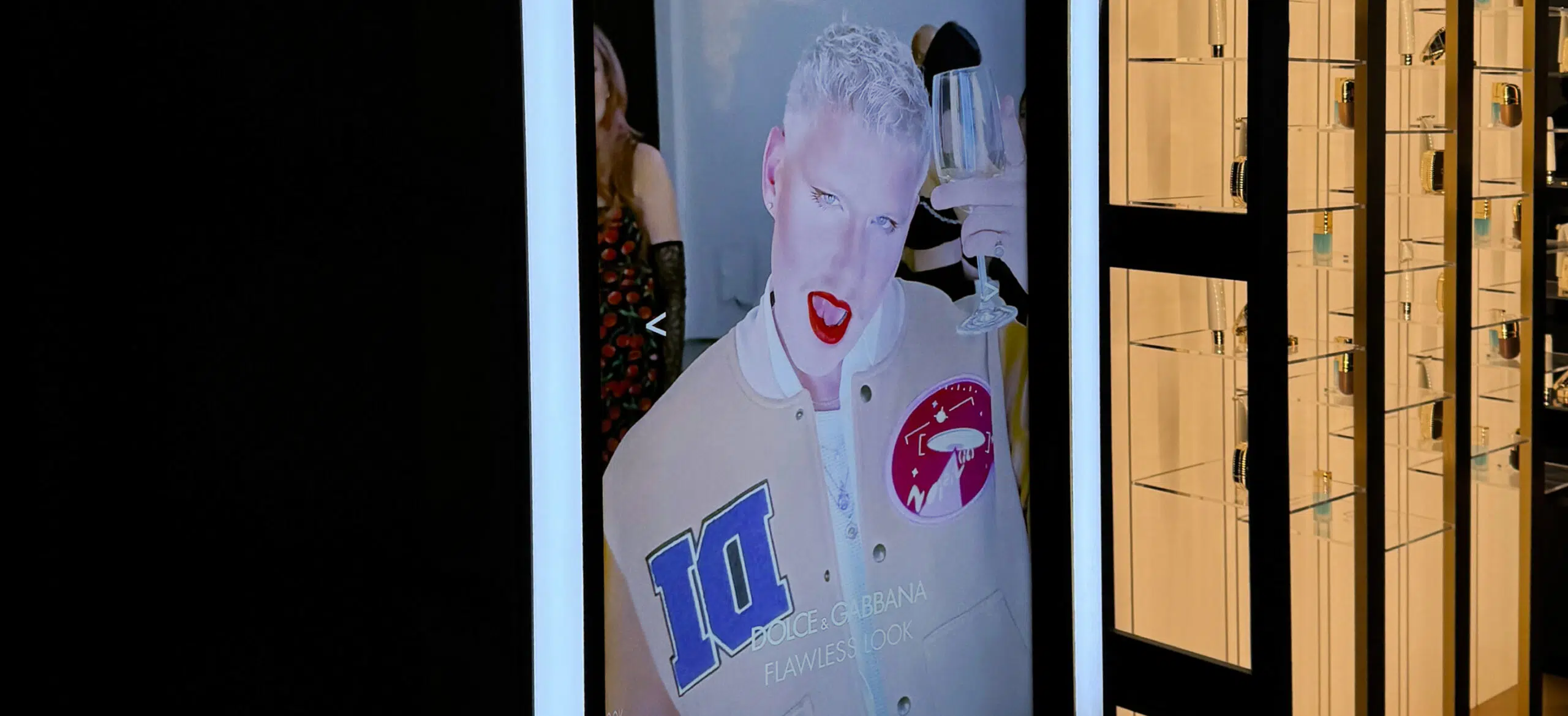 Retailtainment: What It Means for Modern Retail (With Examples)